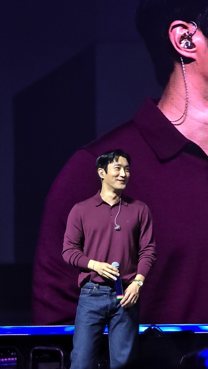 Kistee407's tweet image. หล่อมาก😭😭😭😭😭 #siwon #SS10inKL