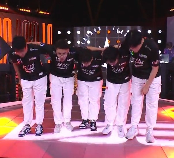 _pattyrabbit's tweet image. tão novos e já são pais.