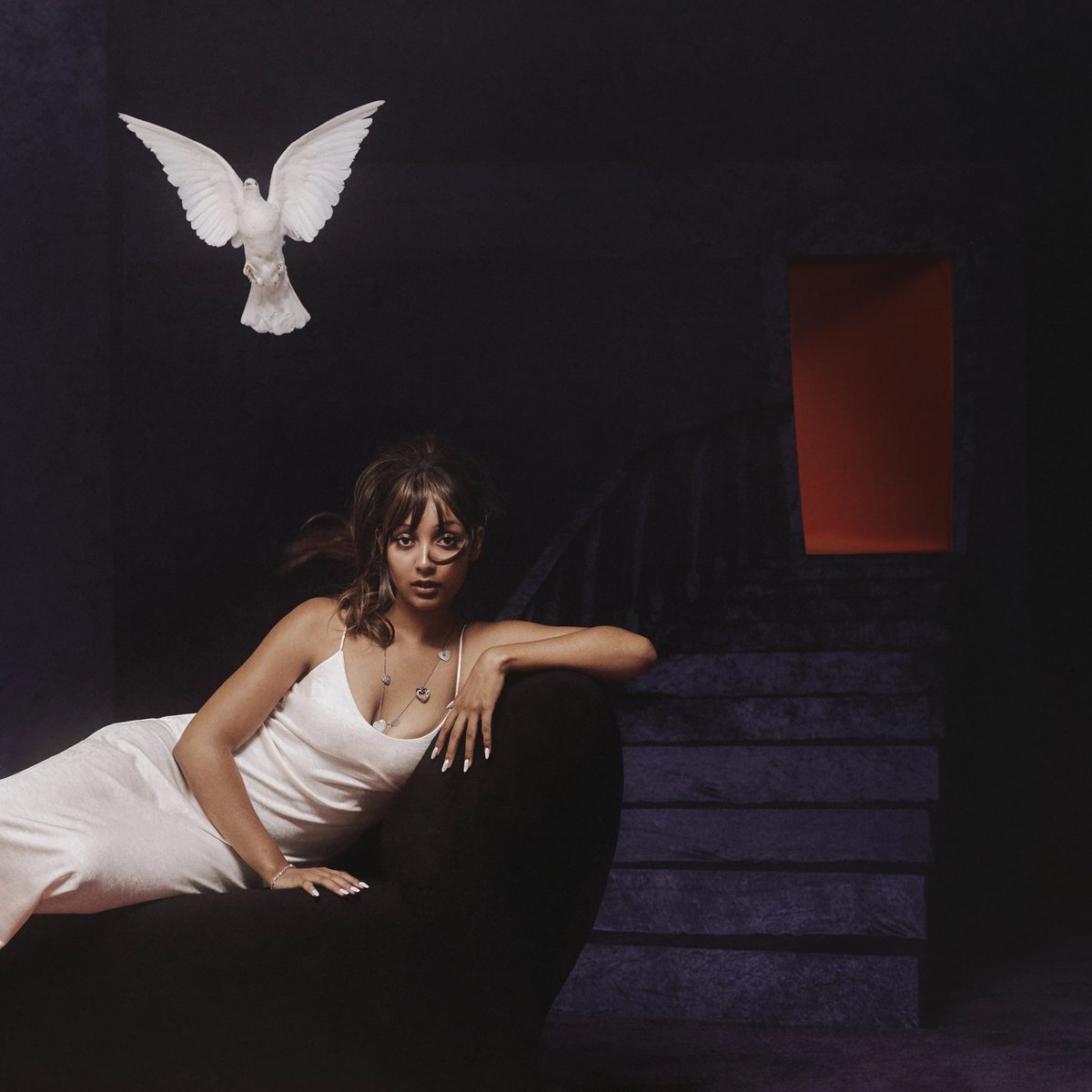 fancyforit's tweet image. it’s so insane to me how small the heaven knows album cover set really was