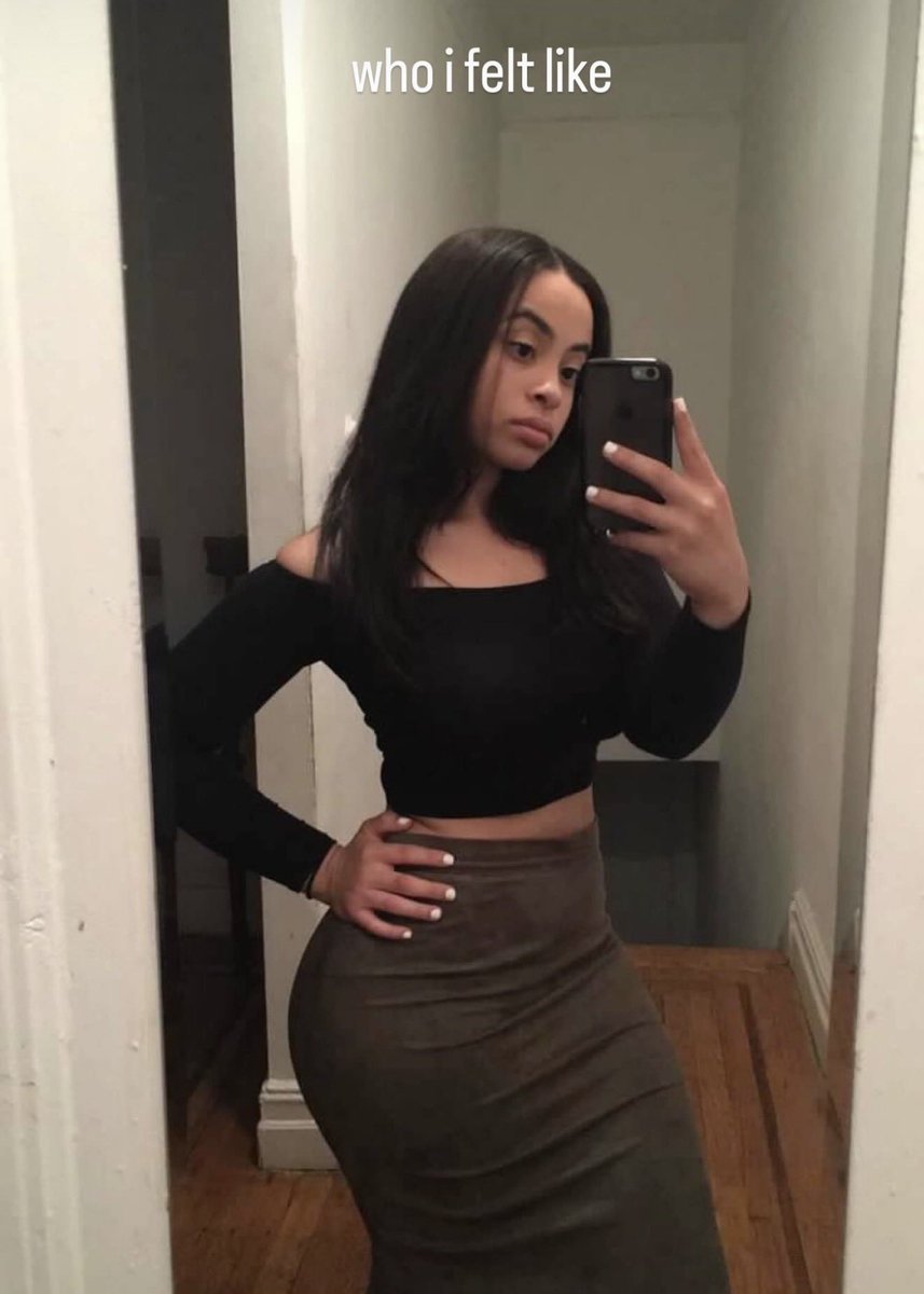 PopCrave's tweet image. Ice Spice shares photos from 2016.