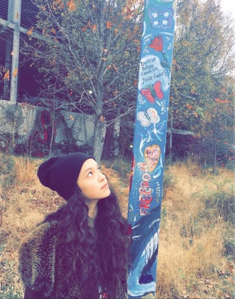 KATSEYEBRASIL's tweet image. EYEKONS World via Instagram.

"2016 por Daniela Avanzini 🤩: