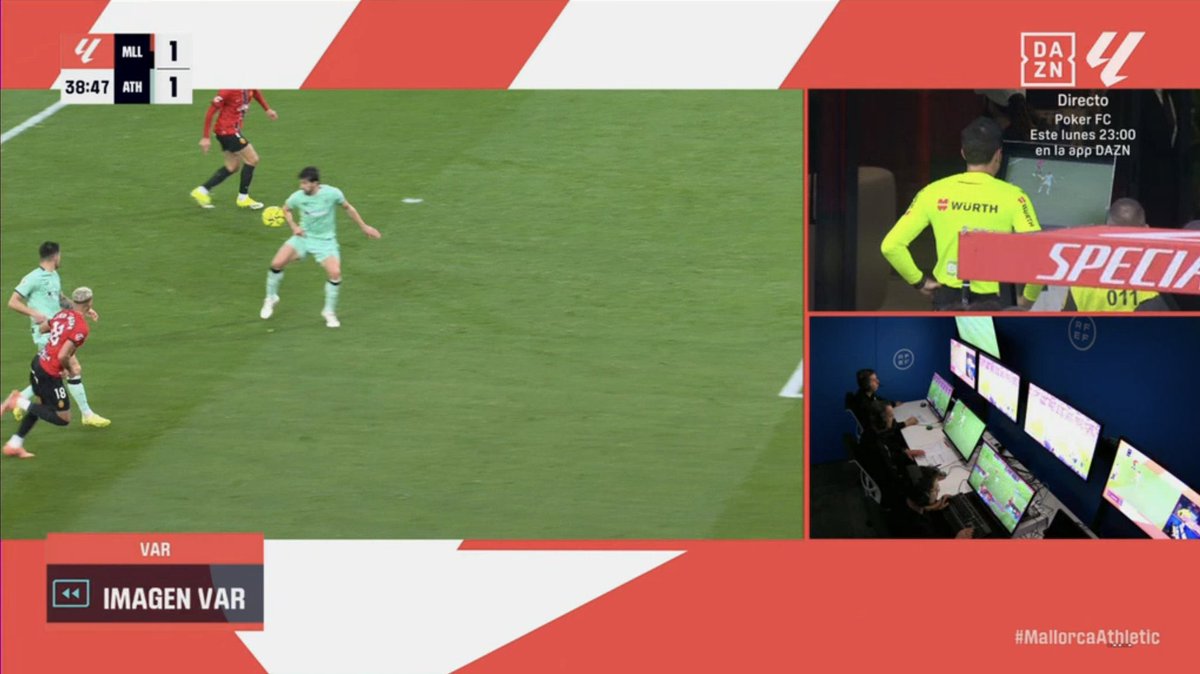 Una fue penalti y la otra no, adivinen cual. <a href="/RealOviedo/">Real Oviedo</a>