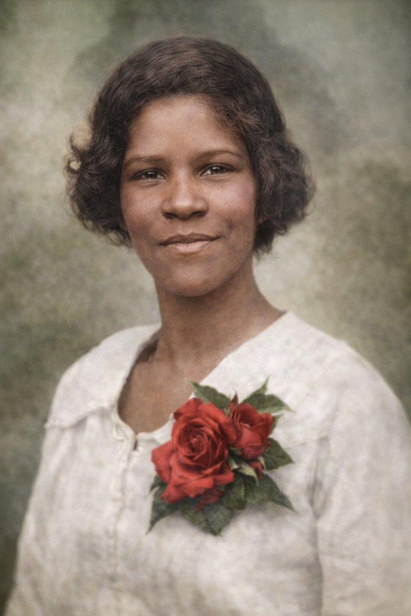 Ya que en el Caribe se están encendiendo los carnavales, es un buen momento para recordar a María de los Ángeles Tapias (1887-1940), más conocida como María Barilla, famosa y entusiasta bailadora de porros y fandangos y activista comprometida con las luchas populares.