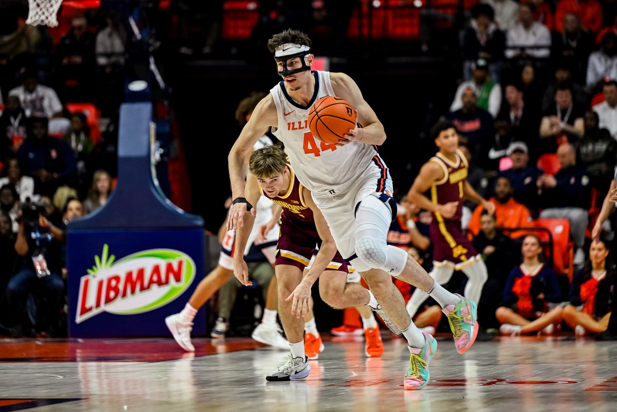 ALionEye's tweet photo. Great photo from Holly of our 7'-2" point guard out leading the break. Tell me at least some of you thought of a masked Ayo in this moment. https://t.co/ZMsFepx1Hy