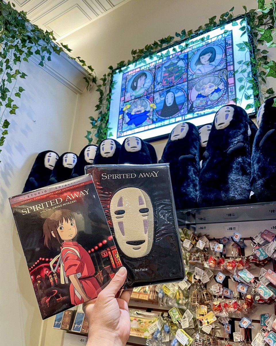 2026 marks the 25th anniversary of Spirited Away! 🏯 Celebrate