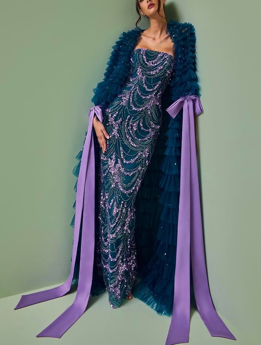 soomienana's tweet image. عائشة كاي بفستان من مجموعة ربيع 2025 إيمان العجلان..💕
#JoyAward2026