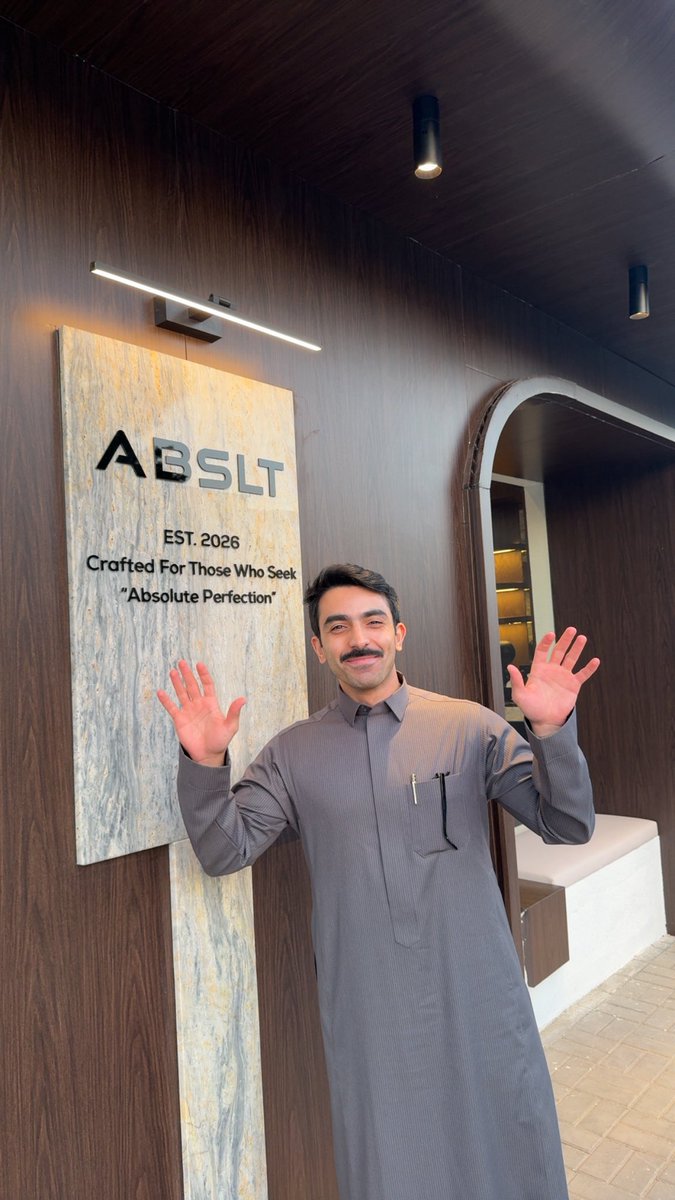 ‏مشعل tweet media