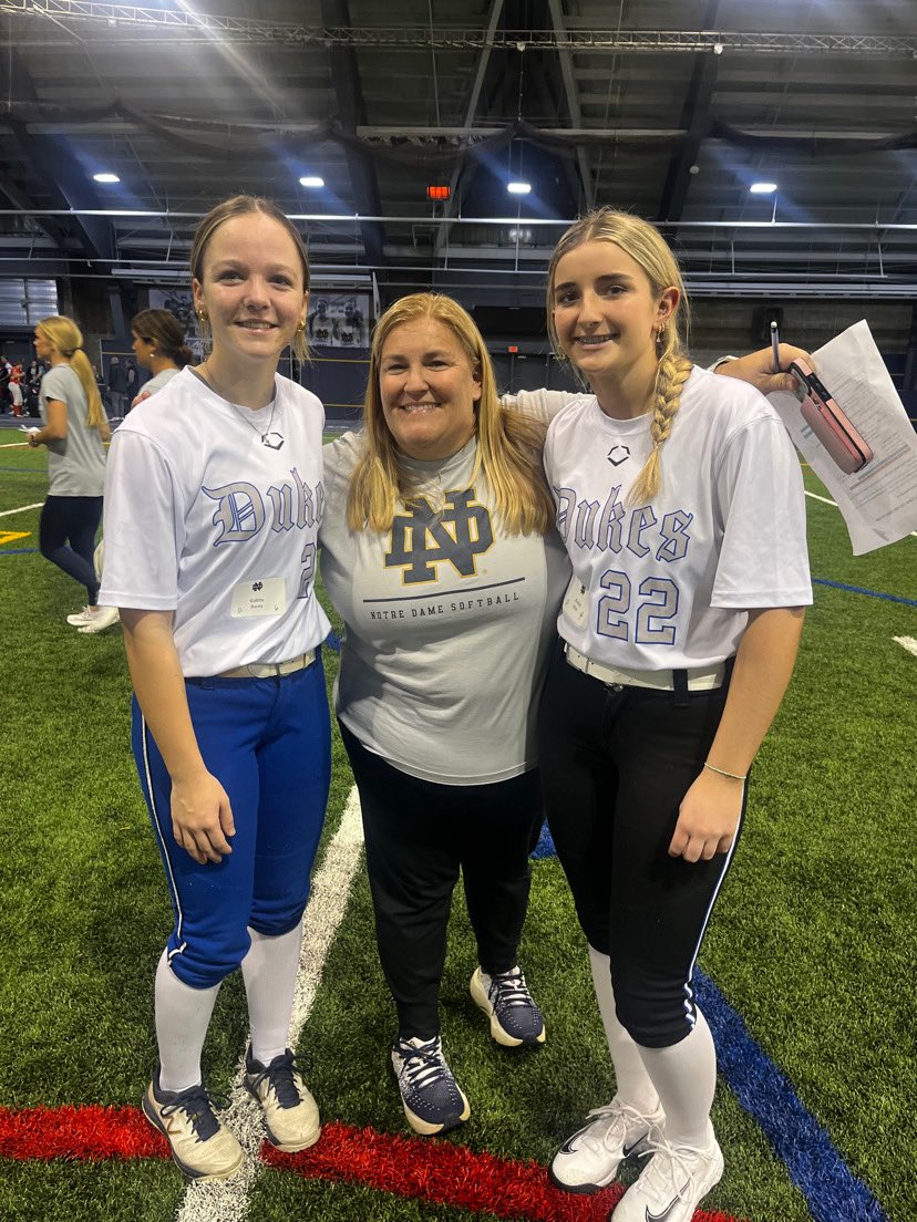 Kinslee_2029's tweet image. Had a great time at the @NDsoftball all skills camp with @Gabby_24_2029. I’m so great for the coaches time and feedback and loved the atmosphere.

thank you @Coach_pooch @NDCoachHuff @2Ganeff 

@LadyDukes2011 @ExtraInningSB @SportsRecruits @PrepSoftball @LineDsoftball