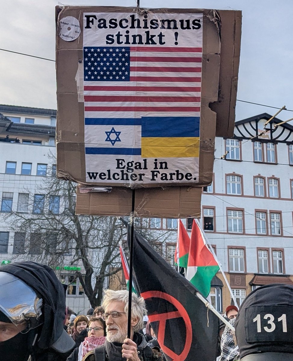 ♦️Papa hatte nie überwunden, dass Opi bei der SS war. Die Friedensbewegung gab ihm psychisch halt.