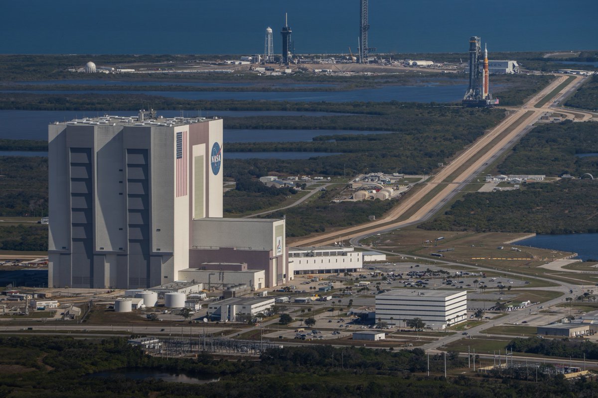 nyoomtm's tweet image. Humanity is on the road back to the moon.

Today, Artemis II rolled out of the NASA's Vehicle Assembly Building in Cape Canaveral Florida. 

We are watching history being written in real time.