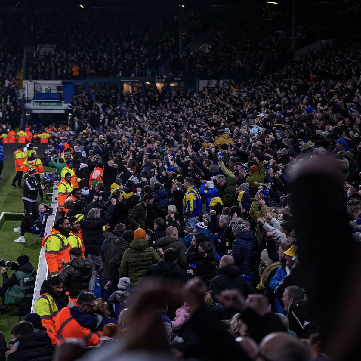 🤯 The chaos of a 91st minute winner!