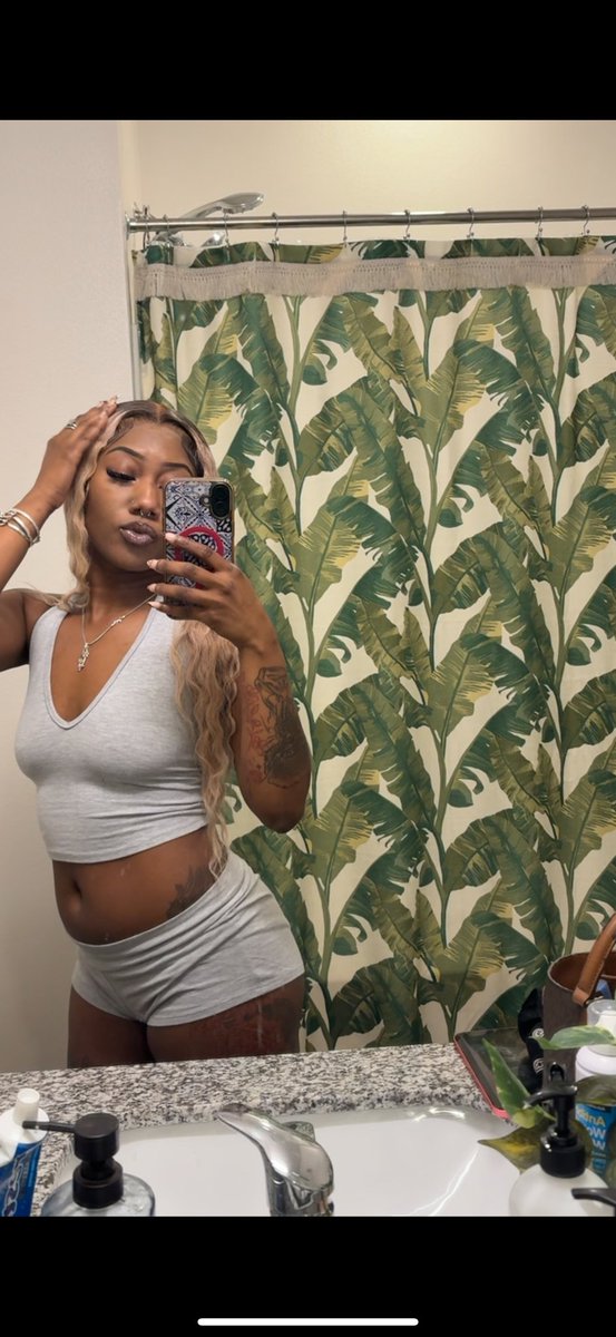 DarkSkinFromDAL🍫 tweet media