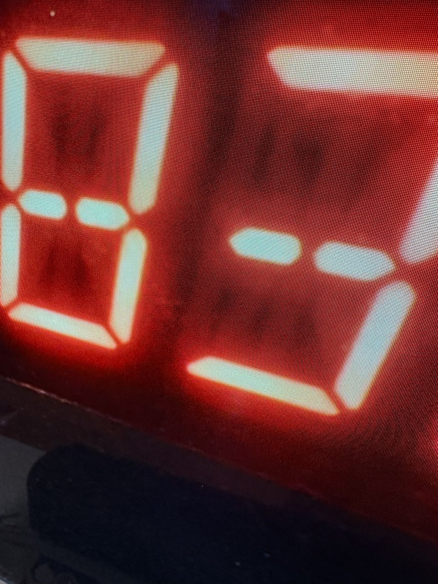 VecnaLives1987's tweet image. S05E01 58:08

What are they doing in that car?

#BACKTOTHERIGHTSIDEUP

#REWATCHPARTY

#MIKEWAKEUP