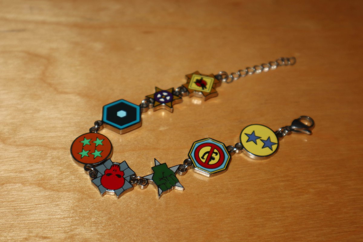 Website is live.

flagstolen.com