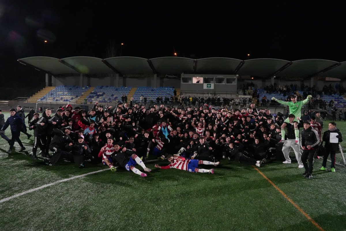 🍍 ¡𝐐𝐔𝐄́ 𝐏𝐄𝐃𝐀𝐙𝐎 𝐃𝐄 𝐅𝐀𝐌𝐈𝐋𝐈𝐀!