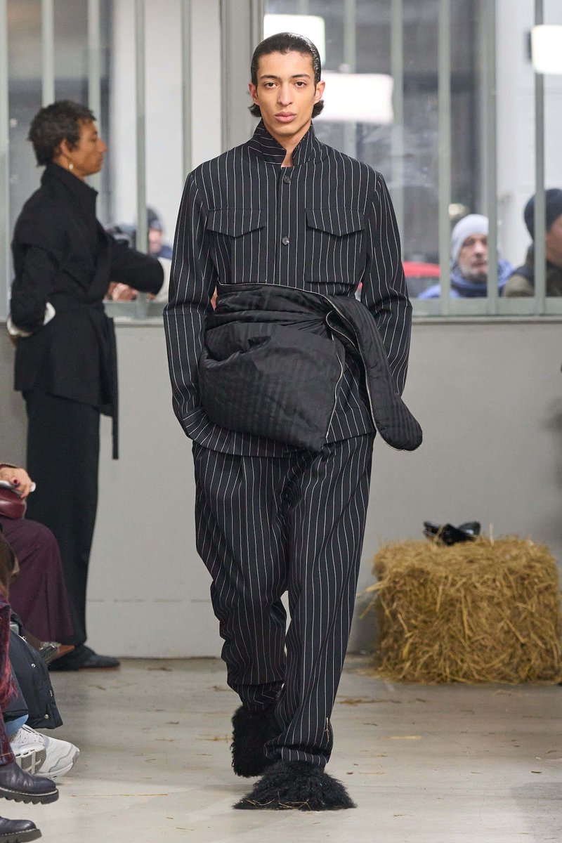 MaleFashTrends's tweet photo. De Japón a Milán: la propuesta de #Setchu que redefine el armario masculino con su colección Otoño-Invierno 2026 #MFW https://t.co/DJRetdcq8t https://t.co/5zSbxVG2rD