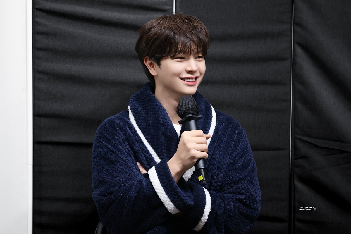 Only_Yook tweet media