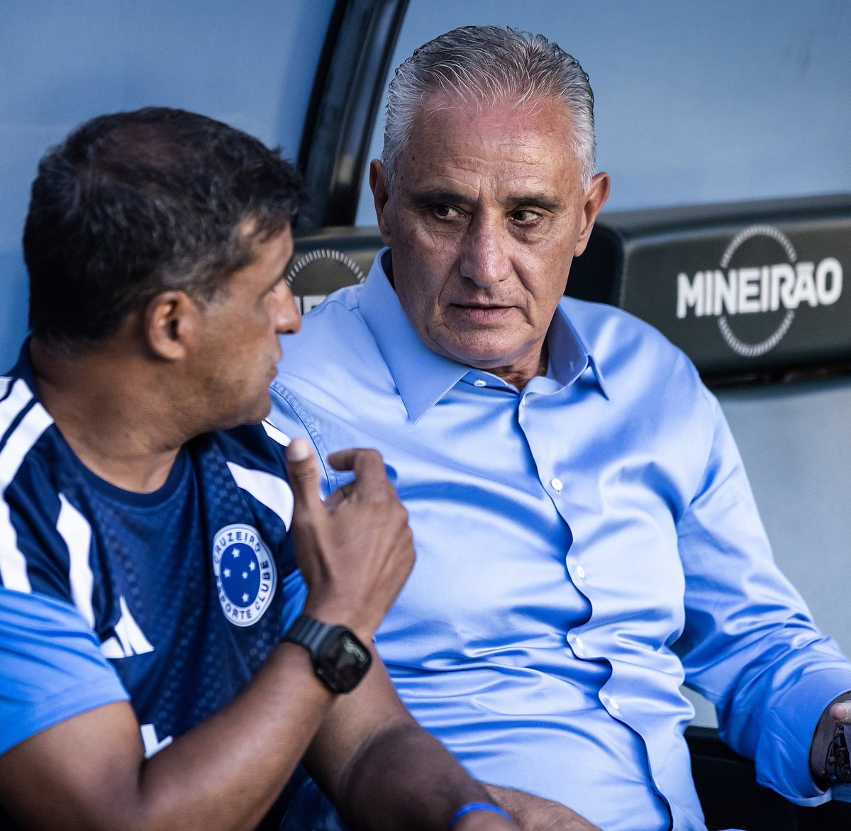 conexaocec's tweet image. 🔵 PROVÁVEL ESCALAÇÃO DO CRUZEIRO x Uberlândia

Cássio; William, Jonathan Jesus, Fabrício Bruno e Kaiki; Lucas Romero, Lucas Silva, Christian, Matheus Pereira e Arroyo ou Wanderson; Kaio Jorge. Técnico: Tite.

📰 @samuelvenancio | 📸 Gustavo Aleixo