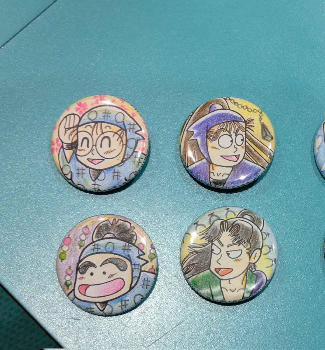 ←初期缶バッジ 集大成→ 初期のも気に入ってる ありがとう原画展…