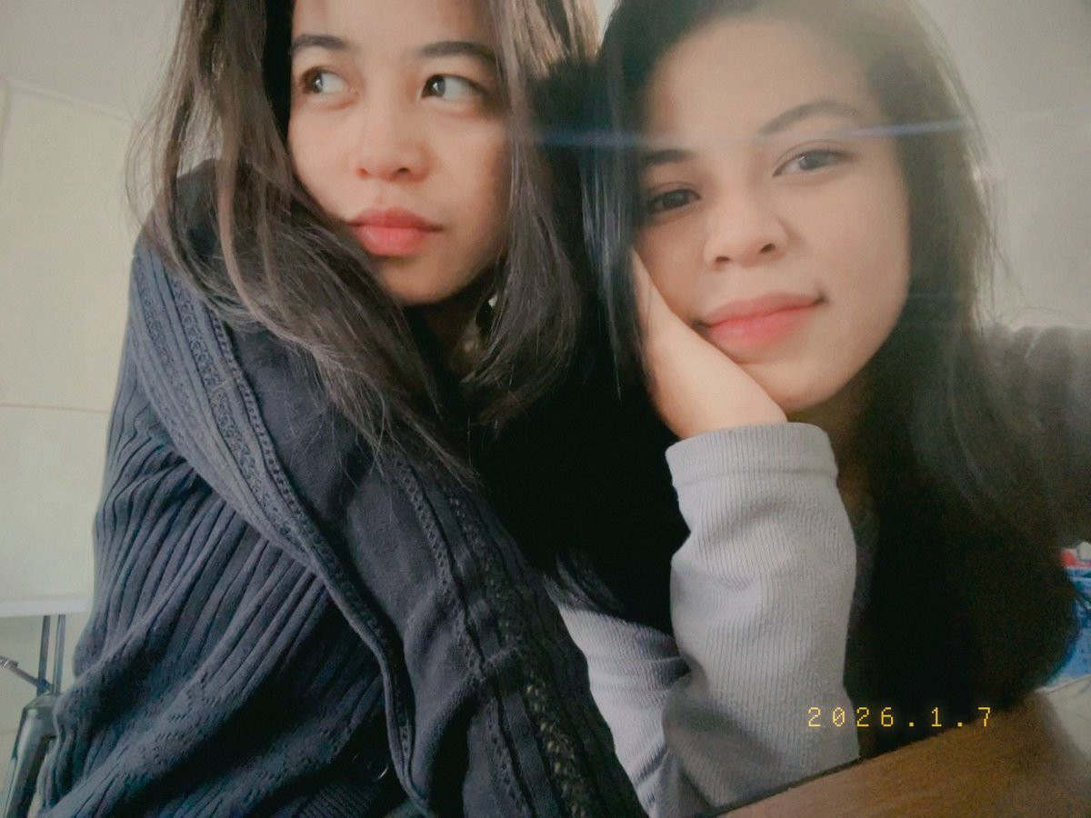 eurecaa_'s tweet photo. Twinnyyy 🩷 https://t.co/BvgAHerfBB