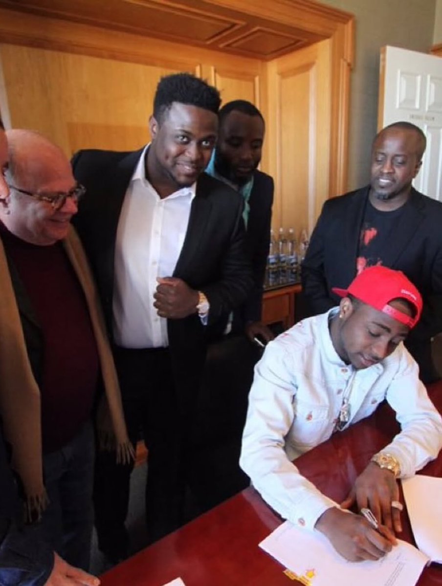 sUccessful1o2's tweet image. Davido (2016) 10 years ago! 🔥📸