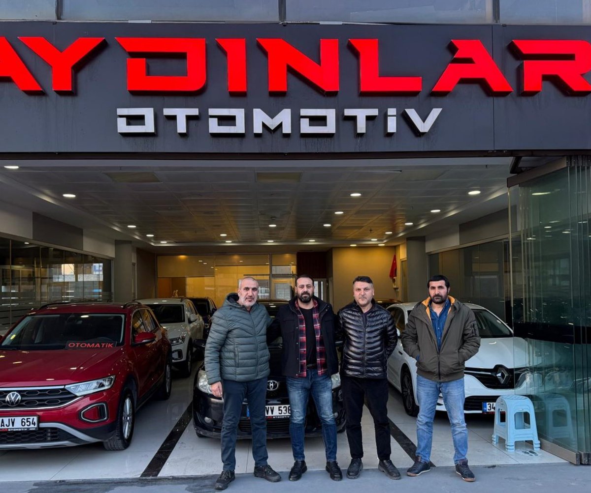 mhparnavutkoy's tweet photo. Genel Başkanımız Sayın Devlet Bahçeli’nin talimatları ile “#HayırlıGünlerKomşum” ve “#DerdinDerdimizdir” ziyaretleri kapsamında Yönetim Kurulu Üyemiz Güven Aydın, Anadolu Mahallemizde esnaflarımızı ziyaret ederek Genel Başkanımızın selamlarını iletti.

@_MHPistanbul_ https://t.co/C0qVnGCipO