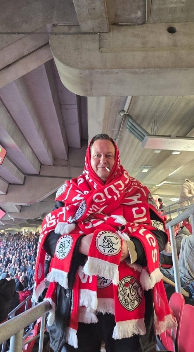 Dave76XXX's tweet image. Zijn we weer...#ajax #ajagae #fside