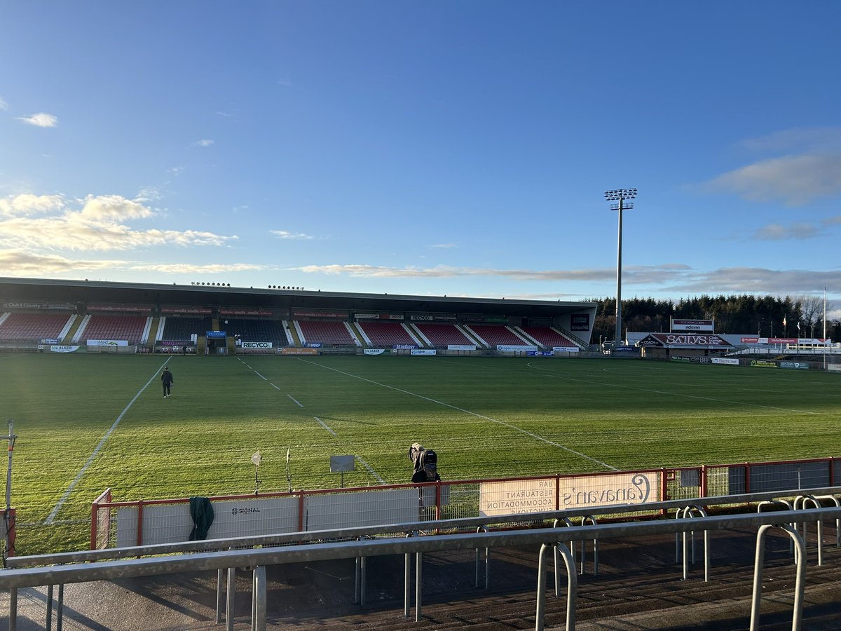 RNF36's tweet image. Cluiche Ceannais @UlsterGAA Mc Kenna

📍@omaghstendas 

🔵⚪️@monaghangaa V 🟢🟡@officialdonegal 

📻5pm @RTERnaG 

@SportRnaG 

❄️Perfect conditions but it’s going to be a cold one.