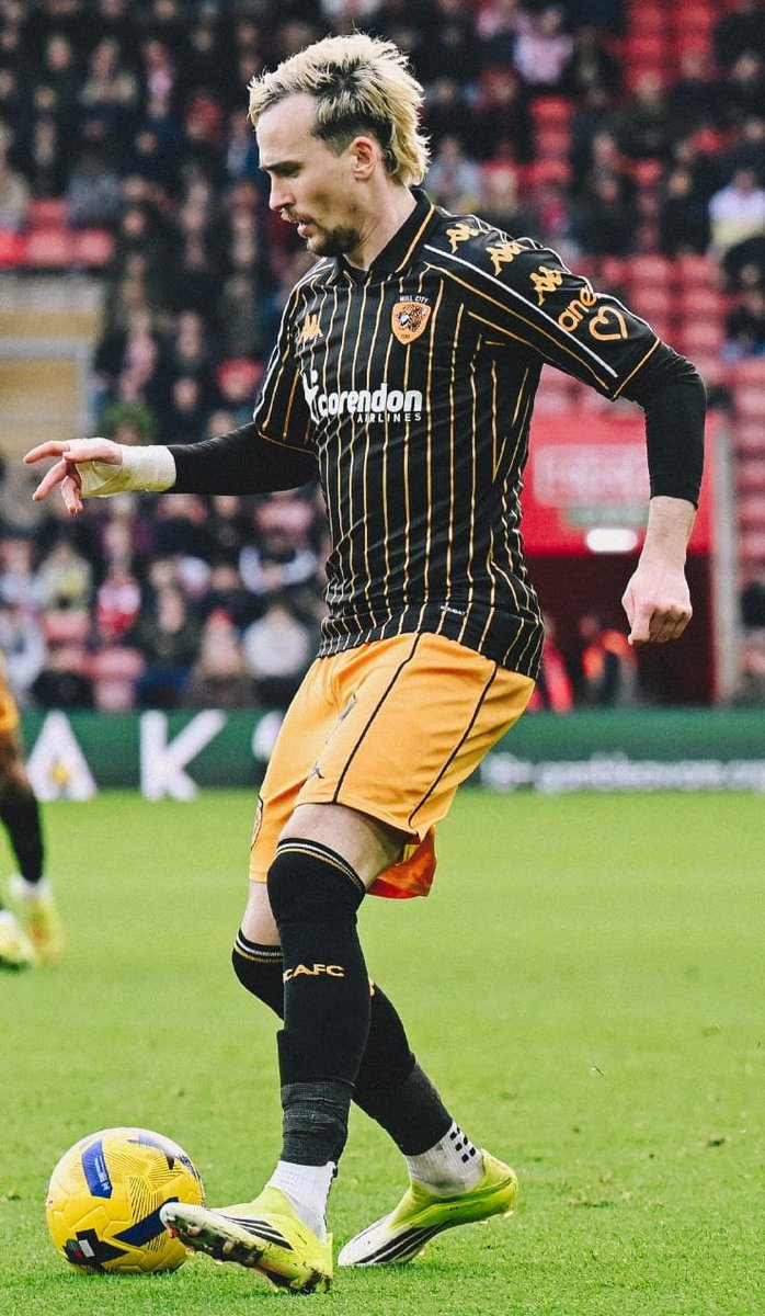 Hull City Kits (Les) tweet media