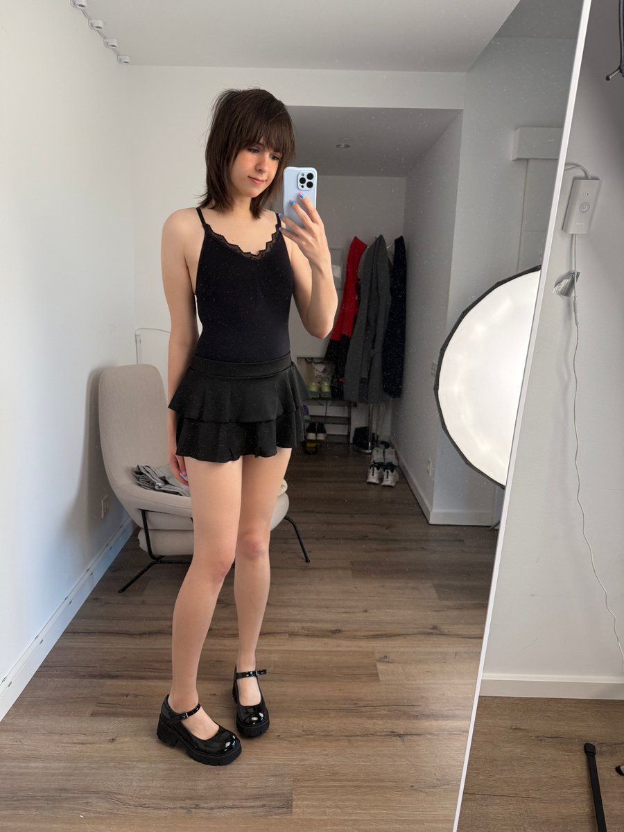 Goshka Femboy Official tweet media
