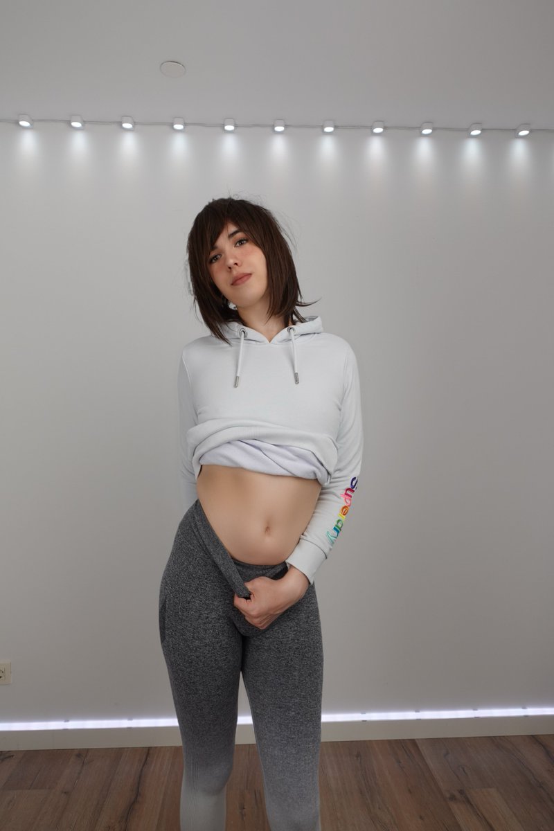 Goshka Femboy Official tweet media