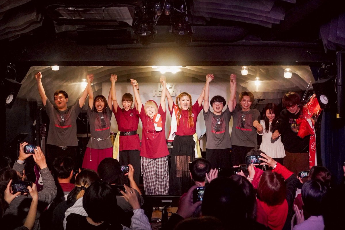 みなさま本日は
One-Man Live 【RED】
心から本当にありがとうございました🌹

今日はじめて楽しいと思えた瞬間がたくさんありました😭

皆さまに伝えたかったテーマは
自分の存在価値はありのままの自分が決めること、好きな物は好きな自分でいて良いと言うことです📕✨