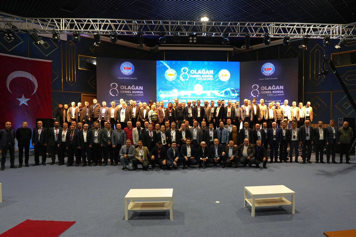 Ulaştırma Memur-Sen 8. Olağan Genel Kurulumuz sonucu, Genel Başkanımız Dr. Kenan Çalışkan güven tazeleyerek yeniden Genel Başkanlığa seçilmiştir. 

Yeni dönemin sendikamıza hayırlı olmasını temenni ediyoruz.