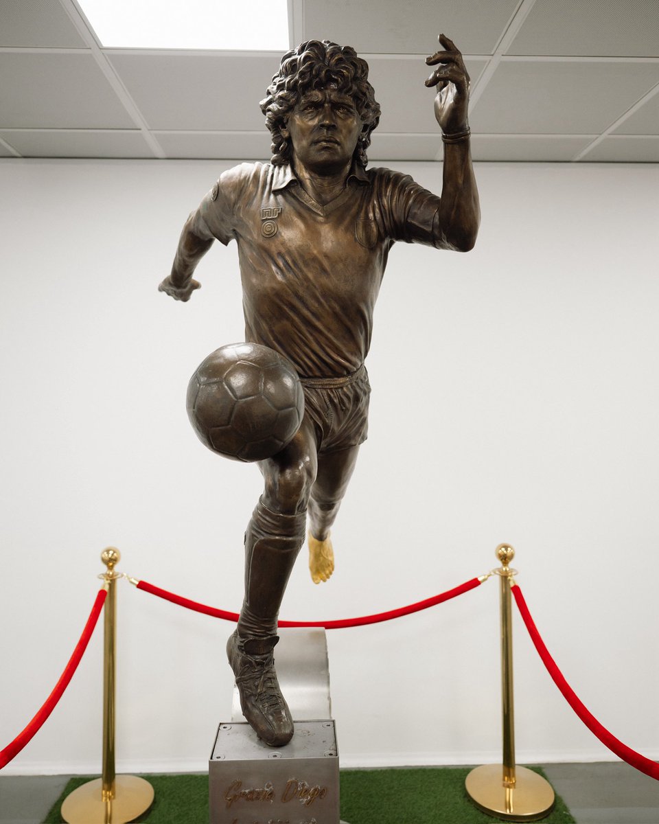 sscnapoliES's tweet image. El más grande de todos los tiempos.