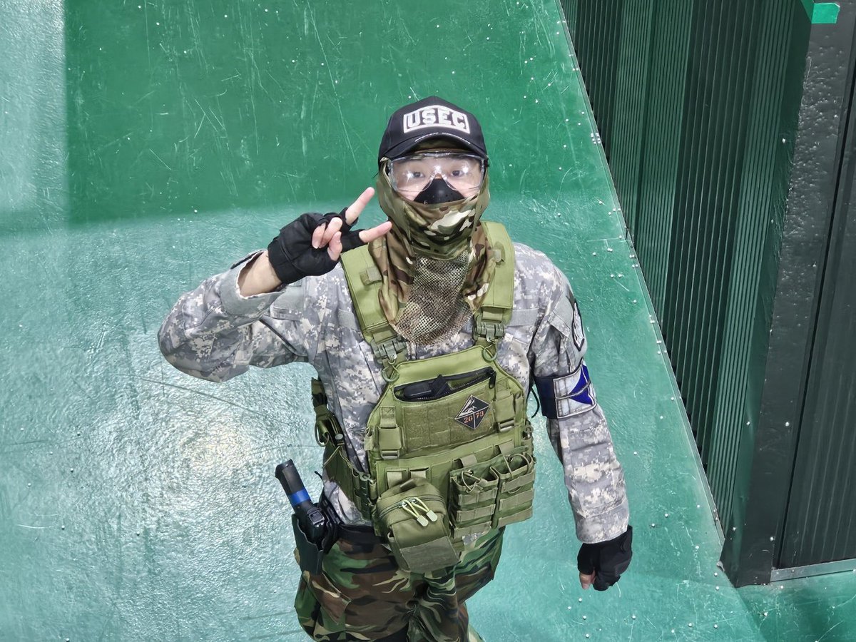 junojuno1560's tweet image. 헤헤 타르코스쪽 서바겜 뛰러 왔어오