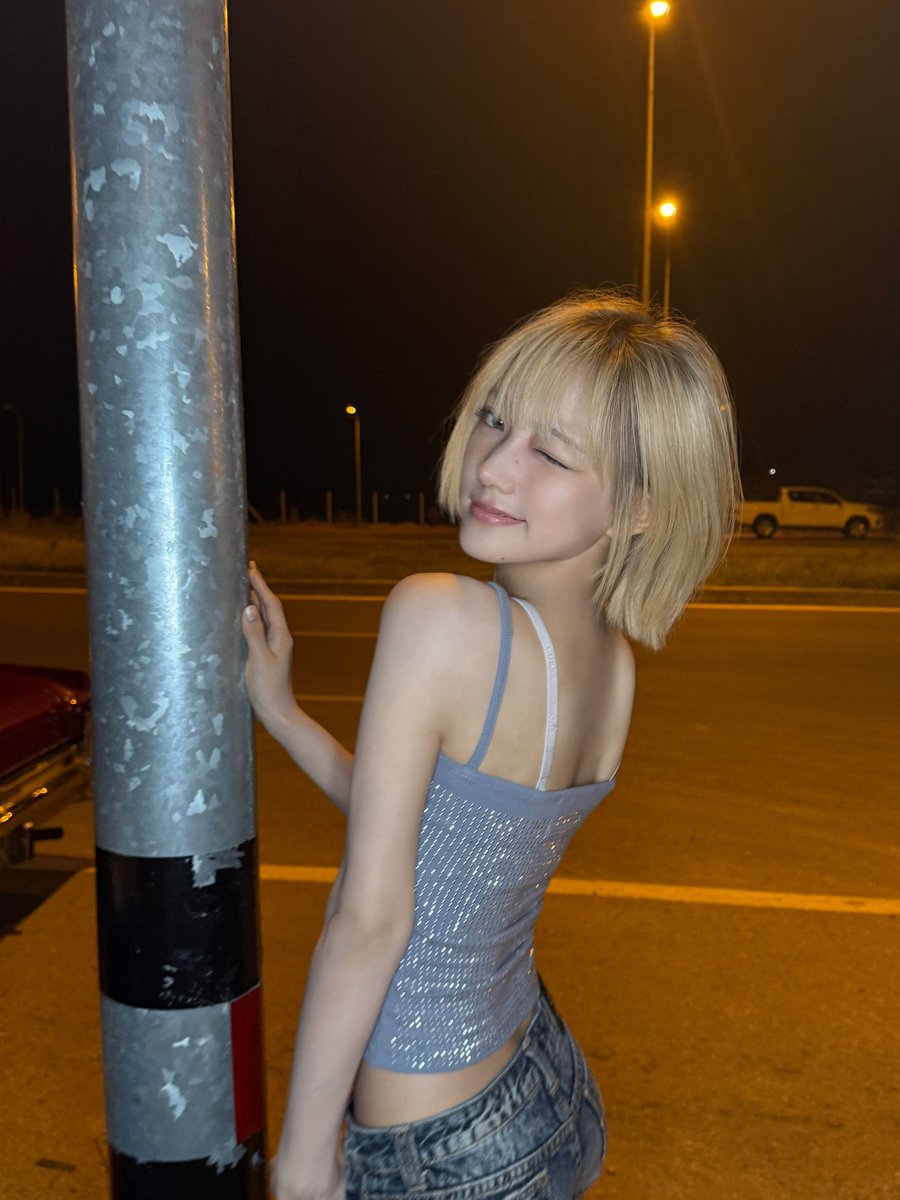 aekiiiga's tweet image. 무슨일이지