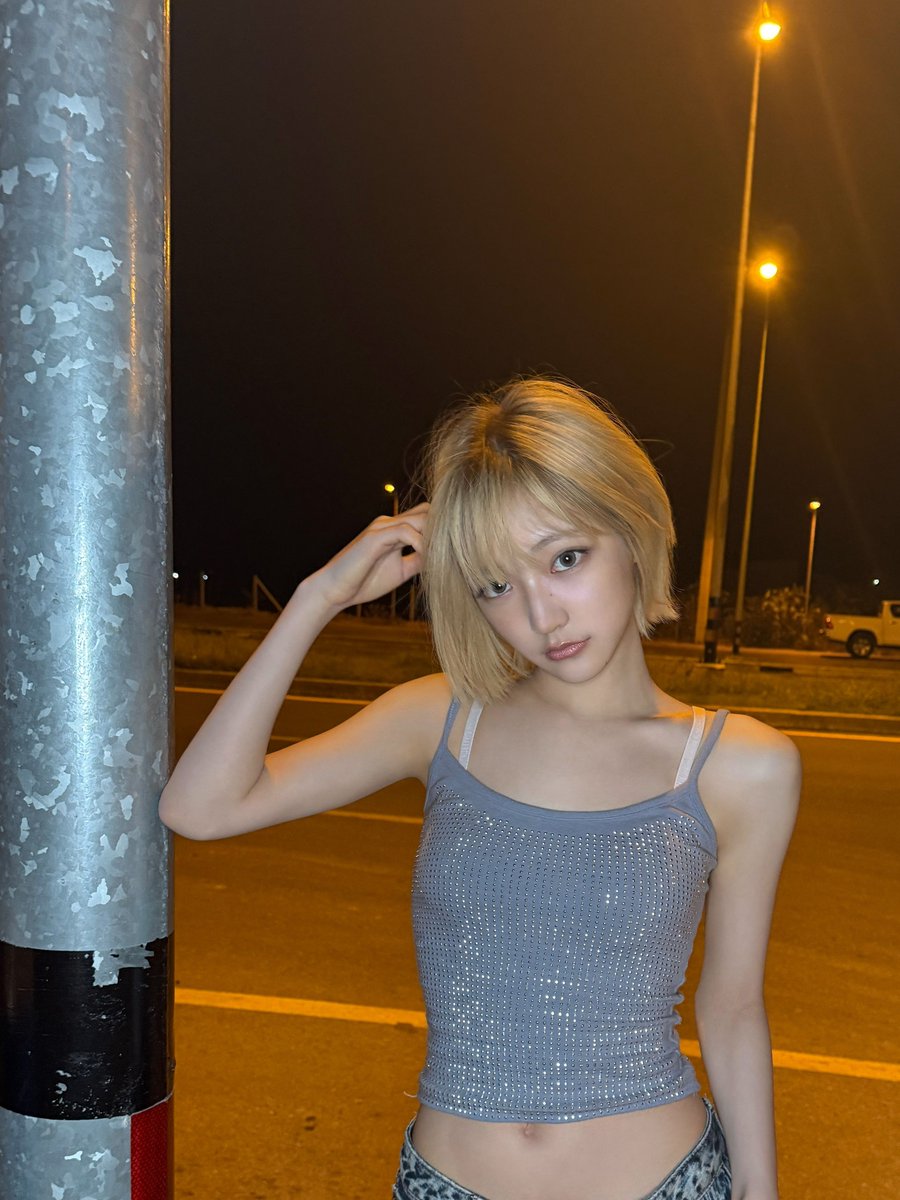 aekiiiga's tweet image. 무슨일이지