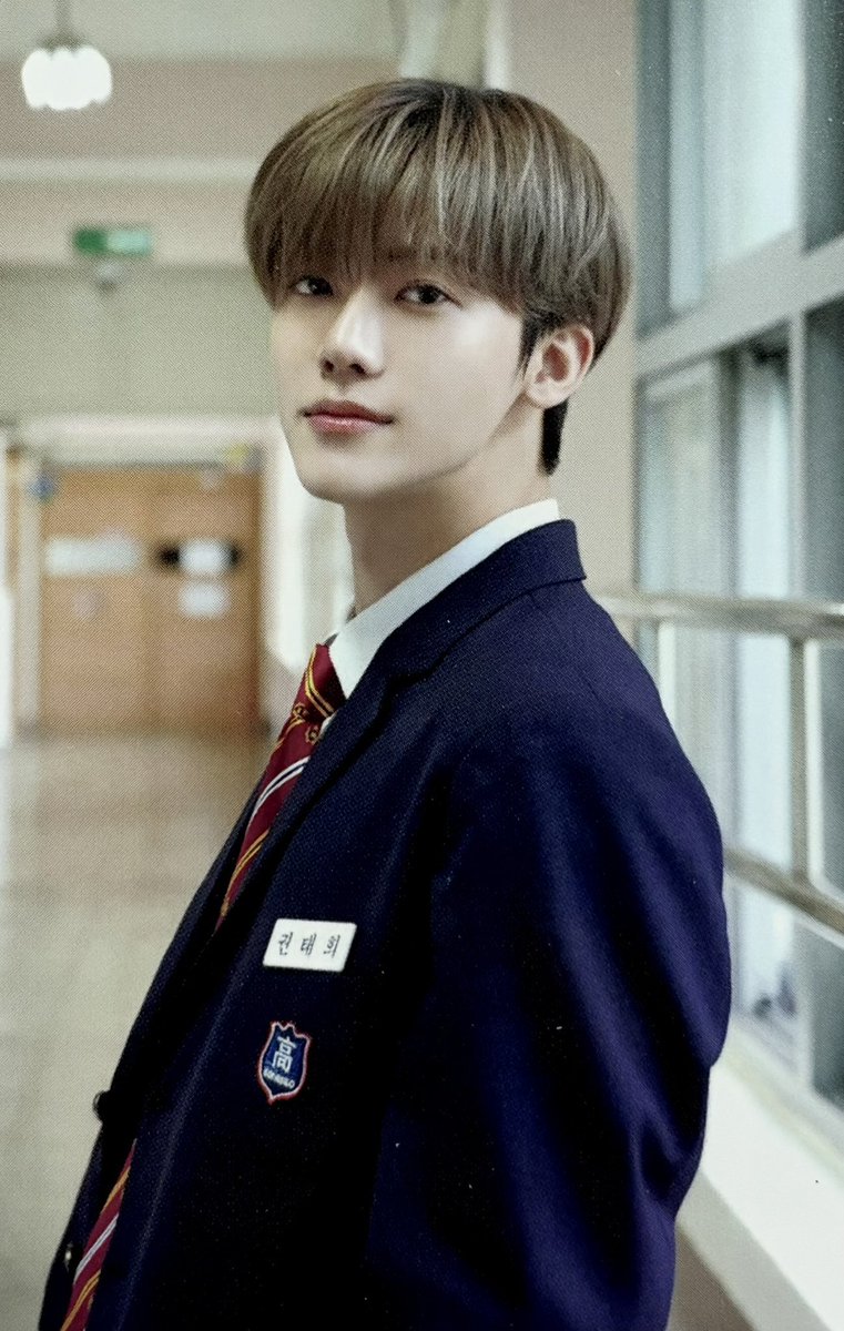 the813Degrees's tweet image. รูปถ่ายแบบที่เป็นรักแรกของเด็กผู้หญิงทุกคนในโรงเรียนชอบพี่