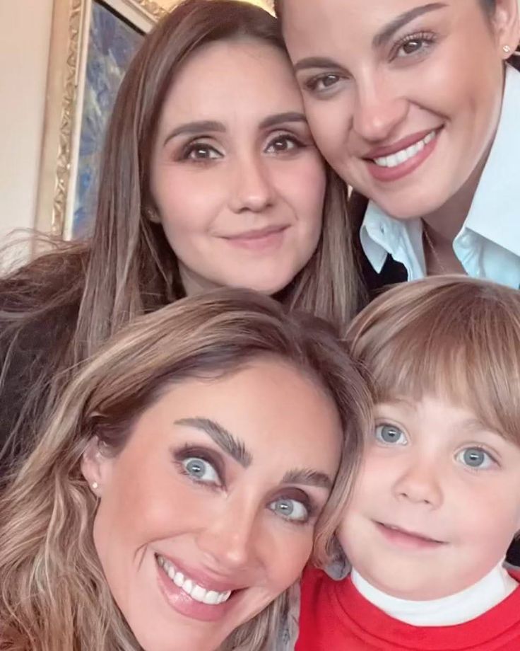 CONNECTIONDM's tweet image. Feliz cumpleaños Manu ❤️🤏 dios te bendiga siempre bebe te amamos