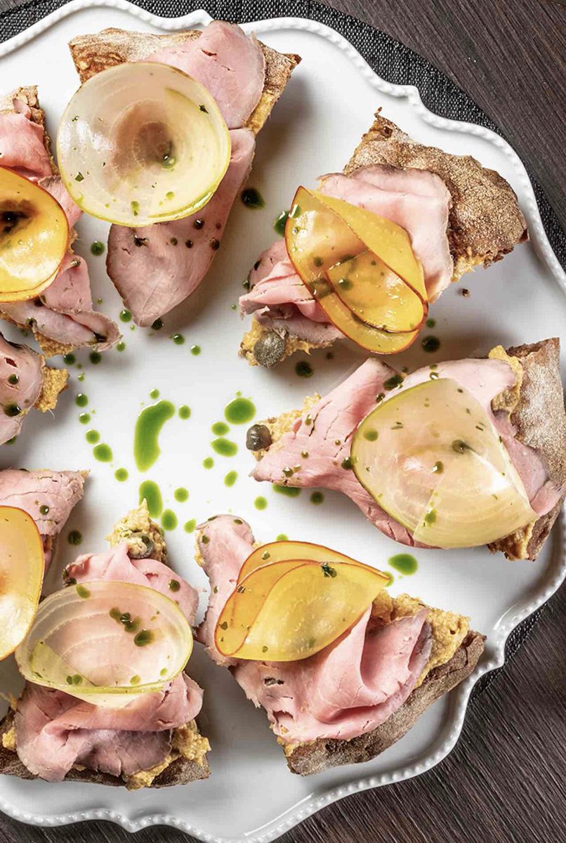 Pizza Vitello Tonnato. La ricetta di Massimiliano Prete

morsimagazine.com/2026/01/pizza-…