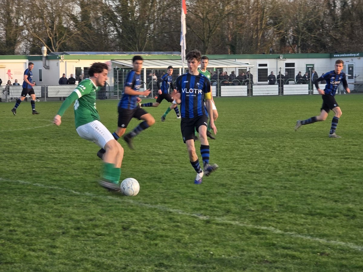 LEBO SVN 1 wint met 3-2 van SKNWK 1. Doelpunten van Roy Verhage in de 1e helft; in de 85e en 88e minuut van Rick Imanse en Dylan van Hove.  Tussendoor de 1-1 en 1-2 van Thomas Folmer en Max Jongebreur.  LEBO SVN 2/3 wint met 7-2 van SKNWK 2/3