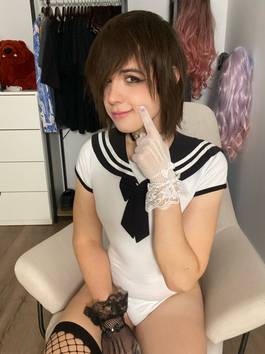 Goshka Femboy tweet media