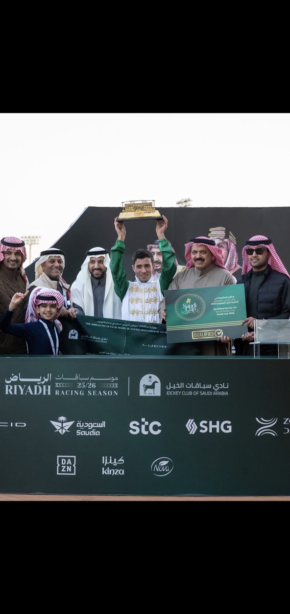 هرم الكويت🇰🇼✌️🇰🇼 وش سويت🟩
ابدعت🟩
سيطرت🟩
وتجليت🟩

هيا بنا الى الداربي السعودي🇸🇦🏆🇸🇦🏆🇸🇦🏆🇸🇦🏆
تهانياً للعرين ريسنق
وعرابه الشيخ عبدالله الحمود الصباح
ومدربه المرعب ثامر الديحاني
🟩🟩🟩🟩🟩🟩🟩🟩