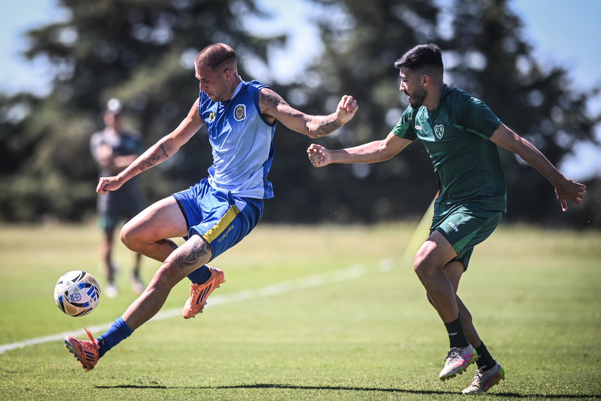 RosarioCentral's tweet image. Triunfo ante Sarmiento en el tercer amistoso de pretemporada

Fue 2 a 1 con goles de Copetti y Módica

Los detalles del amistoso 📝 rosariocentral.com/noticia/triunf…