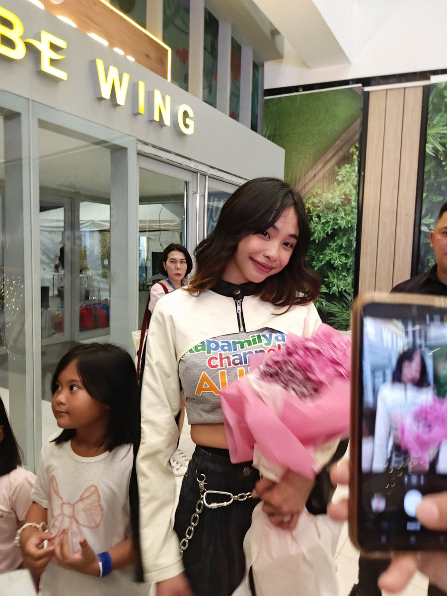 Ella82724Ella's tweet image. Waaahhhh my heart may 😍 huhuhuh gwapa kaayu ka may ☺☺☺☺ gwapa jud kaayu IN and out huhuhuhuhu 

@maymayentrata07 
#MayMay 
#MaymayEntrata