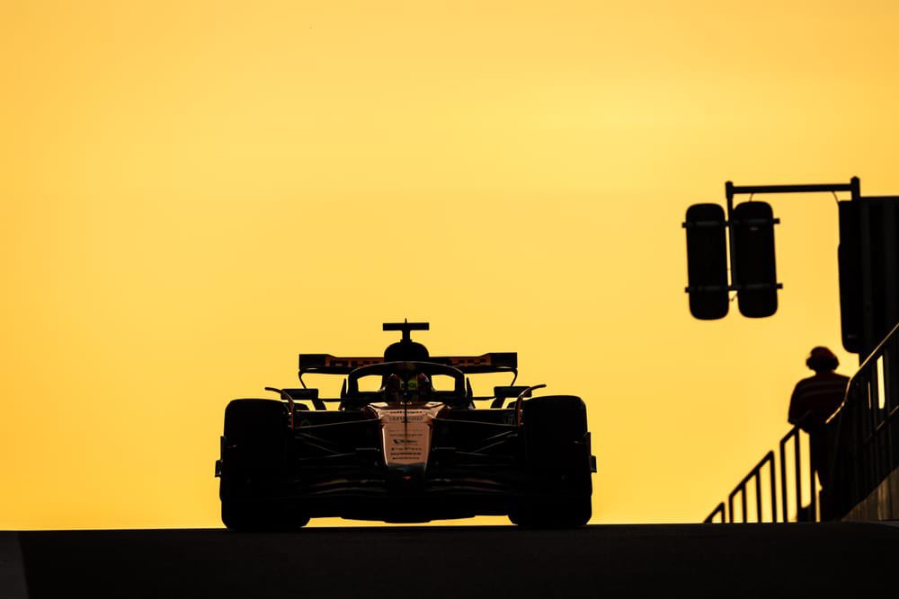 ln4norris's tweet image. according to the-race, mclaren successfully completed the first fire up of the ‘MCL40’ in woking on friday!