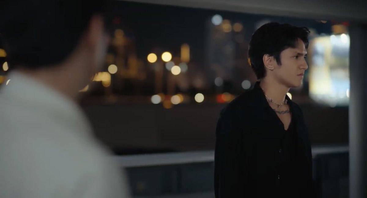 iTakkung's tweet image. “คนบางคนก็เหมาะจะอยู่ในมุมที่ไม่มีใครเห็น ผมแค่ไม่คิดว่าผมจะเป็นหนึ่งในบางคน”

เข้าใจปอนด์นะ คบกันแต่มันต้องหลบๆซ่อนๆไม่ให้ใครรู้ บางทีมันก็แอบน้อยใจแหละ

Reloved The Series EP7 
#RelovedTheSeries #RELOVED_EP7