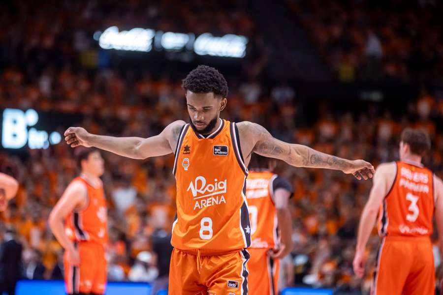 Jornada 16 de la Liga Endesa donde os comparo un nuevo pronóstico en <a href="/PensApuestas/">Pensador de Apuestas</a> en los partidos entre el Burgos y el Barcelona y el Real Madrid y el Valencia.

pensadordeapuestas.com/liga-endesa-bu…