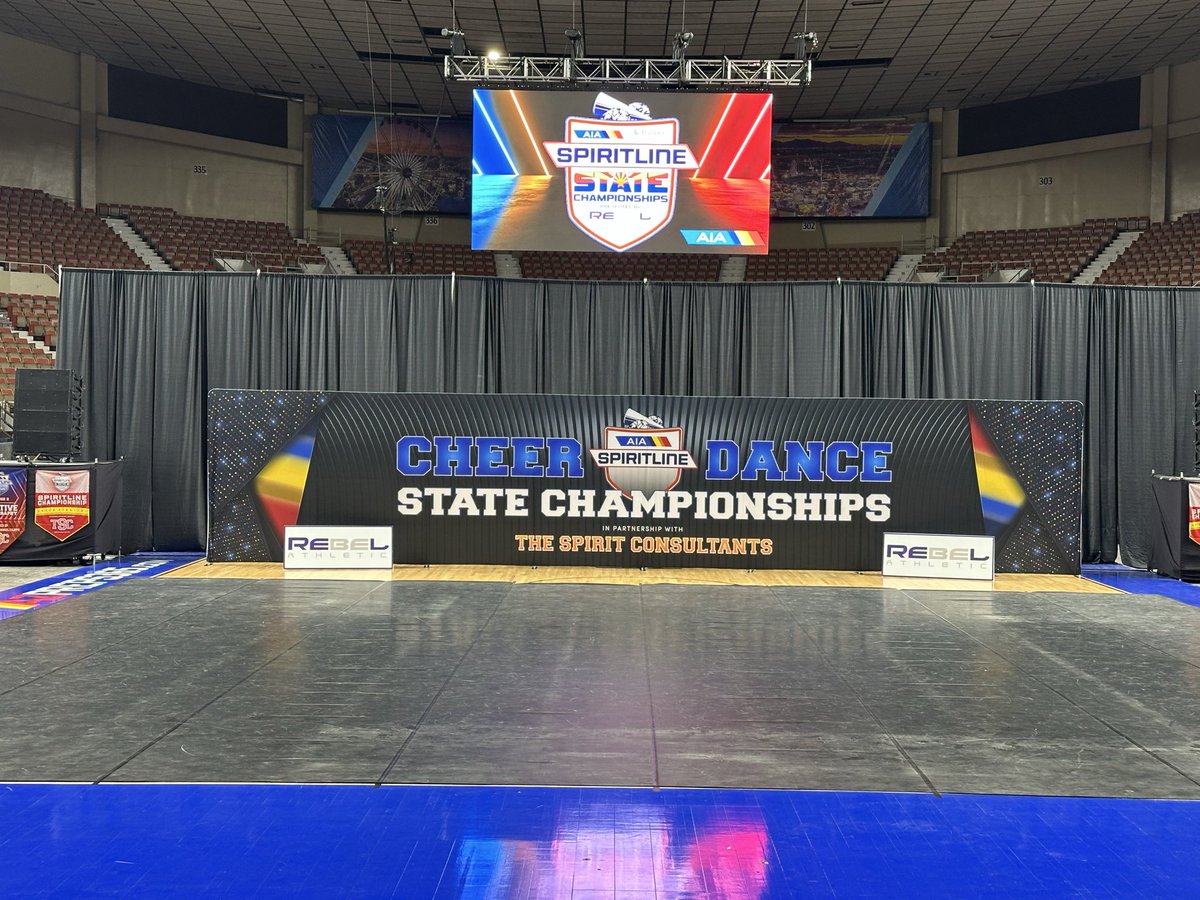 DeanAzdean06's tweet image. It’s a GREAT @AZPreps365 CHAMPIONSHIP Saturday!  Traditional Spiritline Dance, Cheer and Pom State ready to roll. STATE CHAMPIONS WILL BE CROWNED TODAY! @AZPreps365Jose @azc_obert @KevinMcCabe987
