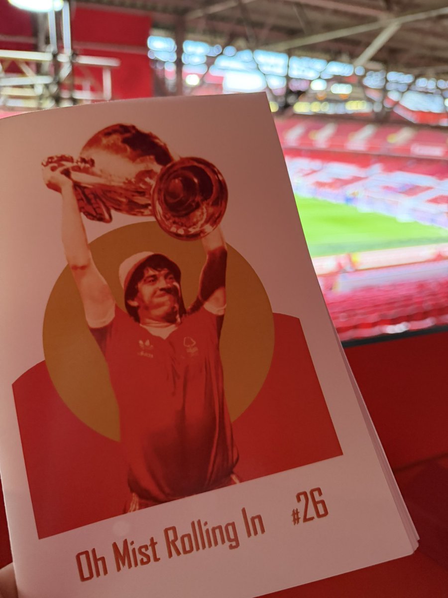 laythy29's tweet photo. Good to pick up a copy of Forest’s printed fanzine Mist Rolling In outside the City Ground
PS The @GoonerFanzine’s Alex will be flogging copies of the Gooner outside the Arsenal away end from the final whistle onwards later #buyafanzine #getchagooner https://t.co/JZXHjH9lF1